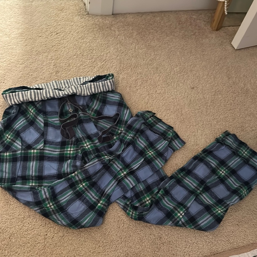 medium sized pajama pants